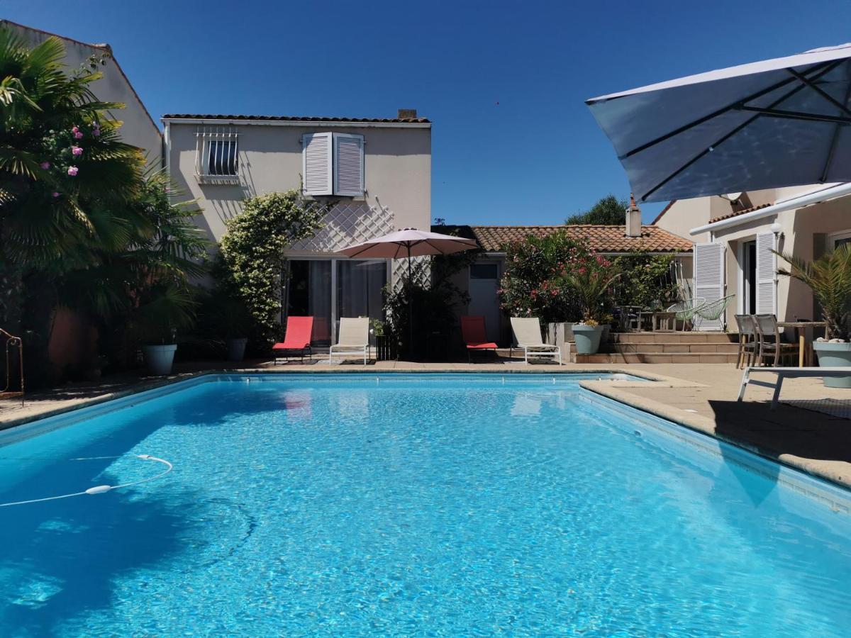 Gites, Chambres D'Hotes La Maison D'Amis Puilboreau Εξωτερικό φωτογραφία