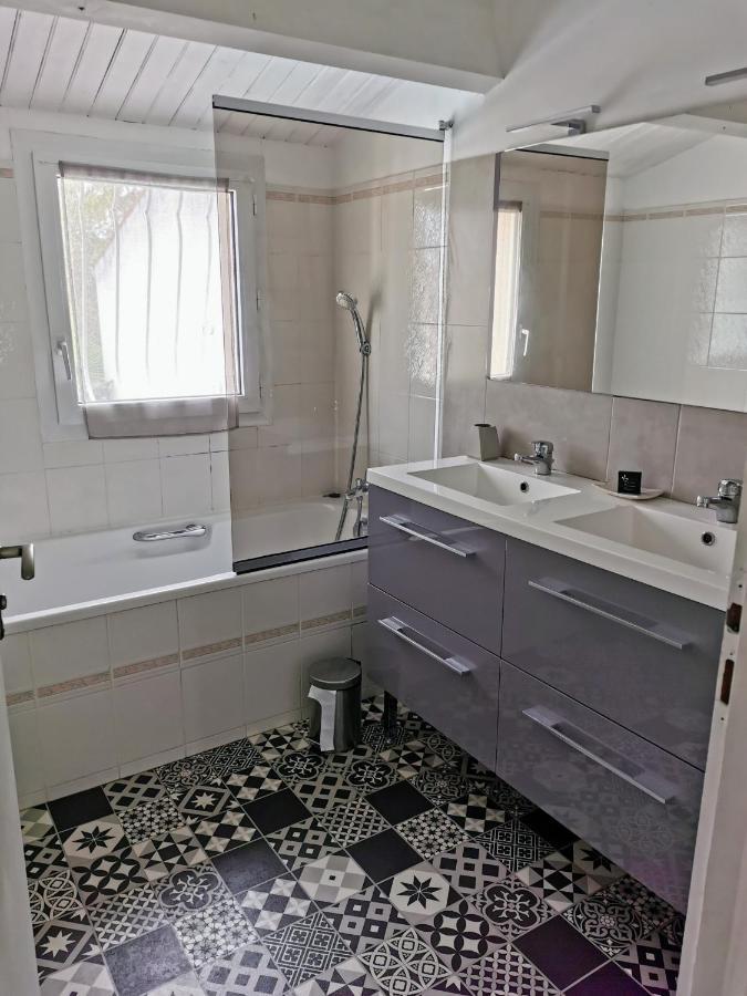Gites, Chambres D'Hotes La Maison D'Amis Puilboreau Εξωτερικό φωτογραφία