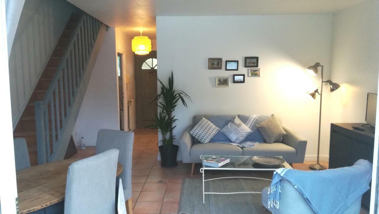 Gites, Chambres D'Hotes La Maison D'Amis Puilboreau Εξωτερικό φωτογραφία